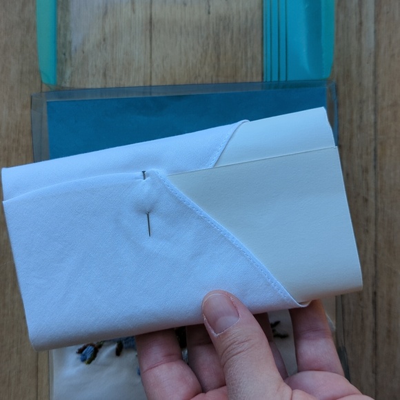 Vintage 100% Cotton Floral Embroidered Handkerchiefs Set - Picture 8 of 8